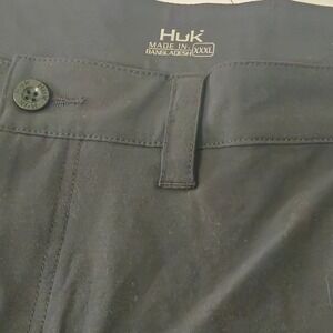 Huk Fishing Shorts Men XXXL Black Performance Stretch Cargo Breathable Mesh Yoke